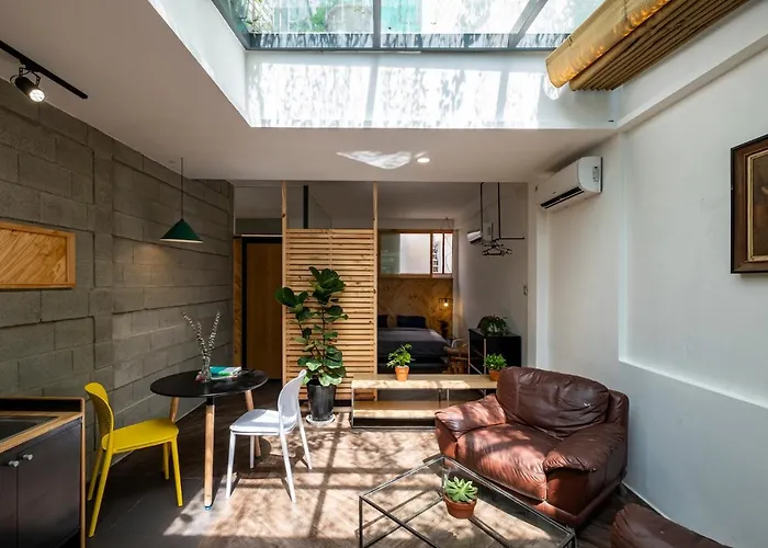 Aqua House