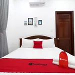 Reddoorz Luxury Hotel Vuon Lai