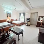 Nhật An Hotel