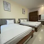 Michelle Hotel