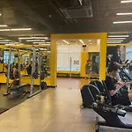 Sunrise City View - Comfortable Apartments With Free Pool & Gym