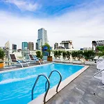 Jovia Hotel
