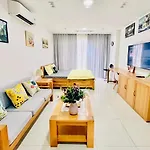 Jolie Home