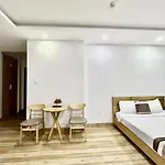 The Jade Hotel Near Tan Son Nhat Airport