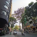 134 Lily\'S Colorful Private House In City Center