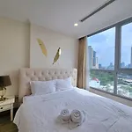Enay Apartment - Vinhomes Central Park - Landmark