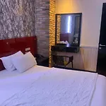 Gia Huyen Hotel