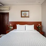 Van Ha Hotel
