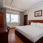 Van Ha Hotel