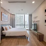 Prince Apartment - Landmark 81 Tower