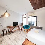 Holo Opera Saigon - Serviced Homestay