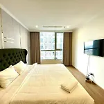 Vinhome Central Park Apartment