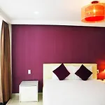Indo Serviced Apartment