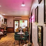 Air Star Hotel