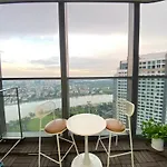 Landmark 81 - Airbnb