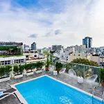 Jovia Hotel