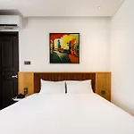 Haven Hut Hotel