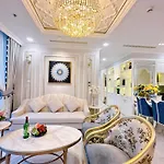 The Vinhomes Central Park Apartments - The Buildings Surrounding Landmark 81