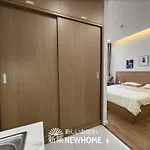 Newhome Luxury Apartment