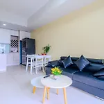 Apartment 2Br Near Tan Son Nhat Airport - Luxury