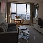 Cbd Luxury Apartment In Rivergate Building