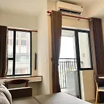 Soho Studio Next To Buivien