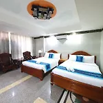 Truong Giang Hotel