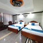 Truong Giang Hotel