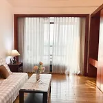 Sweethome High View Looking City Free Pool Floor 7