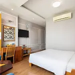 Lucky Star Hotel 266 De Tham