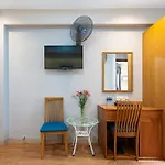 Lucky Star Hotel 266 De Tham