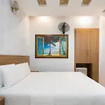 Lucky Star Hotel Q5