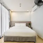 Lucky Star Hotel Q5