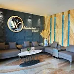 Winsuites Saigon Hotel