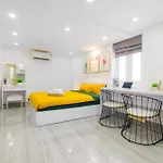 Mo Mo Residence