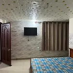 Quang Vinh Hotel