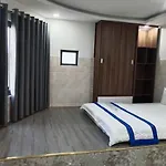 Hotel Tran Long
