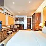 Hanz 345 Business Suite Grand Residence