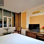 Hanz 345 Business Suite Grand Residence