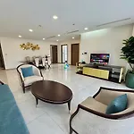 The Landmark And The Park Luxury Apartment Of Vinhomes