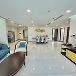 The Landmark And The Park Luxury Apartment Of Vinhomes