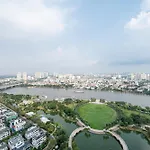 Luxury Apartment At Vinhomes Central Park