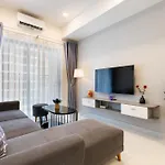 Rubi Home - Soho Apartment & Hotel District 1