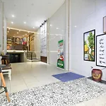 Yoyo Airport Saigon Hotel