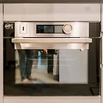 Exclusive 2-3 Bedroom Apartment In District 1 Free Pool Gym Sauna