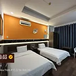 Phuc Khang Hotel Airport