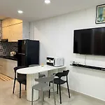 Duplex Apartment Botanica Premier - Nearby Airport Free Pool Gym