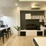 Perfect Location, City Center