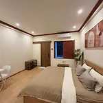 Guava Home 109 - Studio In City Center