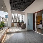 Avanti Boutique Hotel
